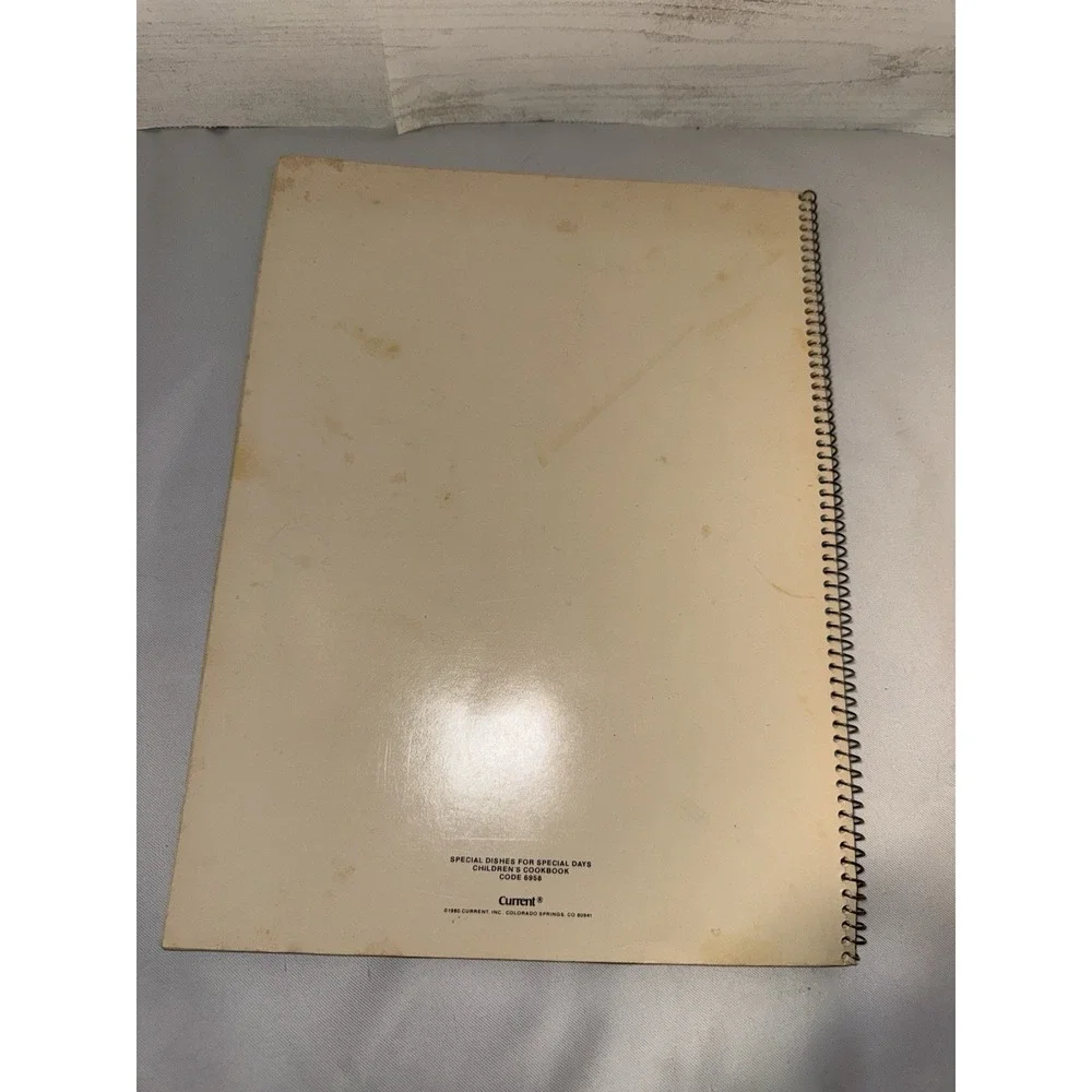 Special Dishes for‎ Special Days children cookbook vintage 1980 24 pages variety